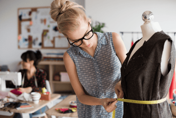 Arreglos y ajustes de ropa de vestir en Alicante - Costuras profesionales